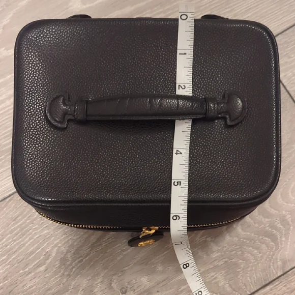CHANEL Vintage Black Caviar Leather Vanity Pouch Top Handle - Picture 11 of 13